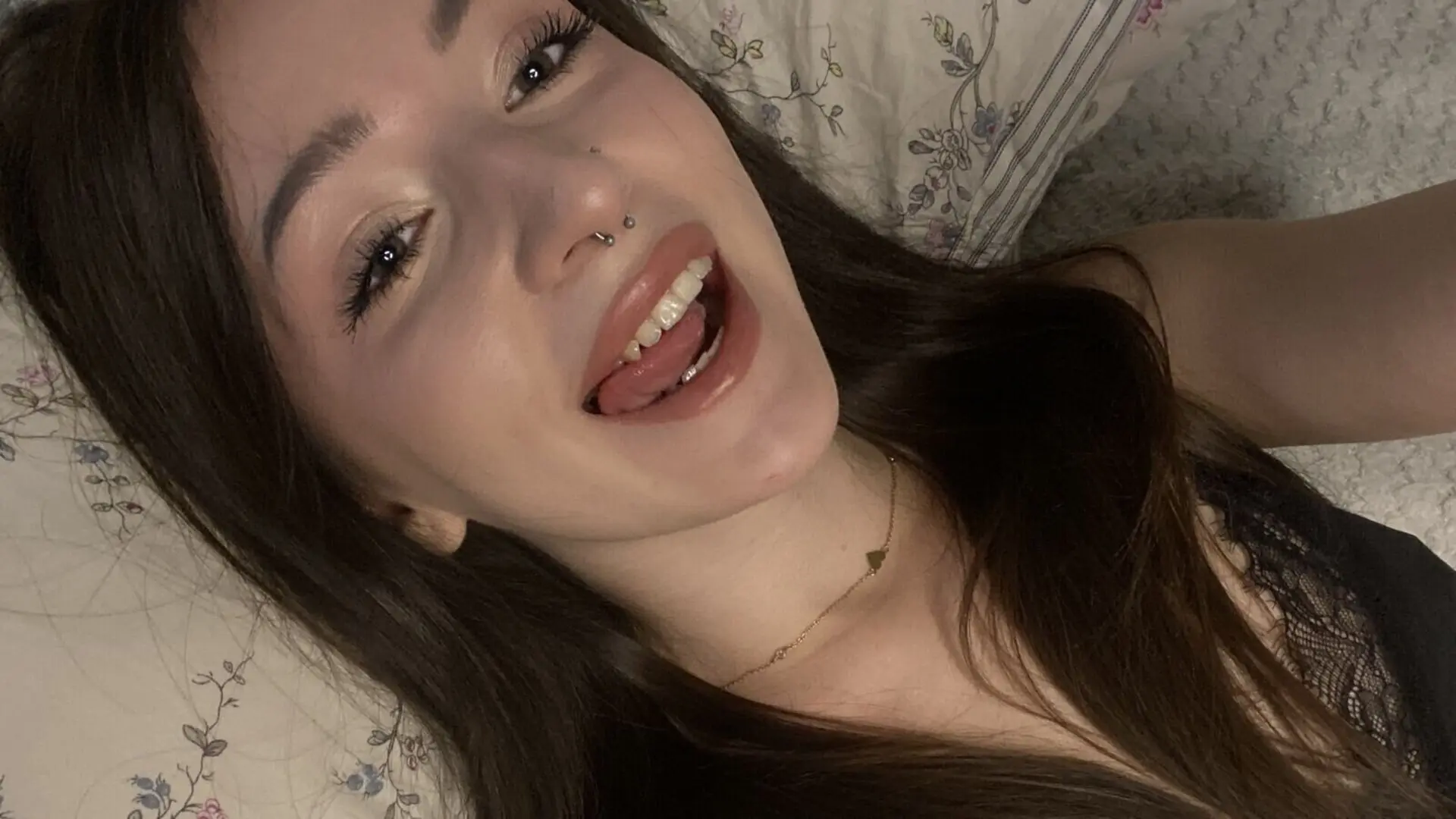 LuckyLeah's Hot Anal